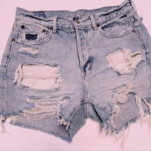 AE Ripped Distressed 90s Boyfriend Shorts
